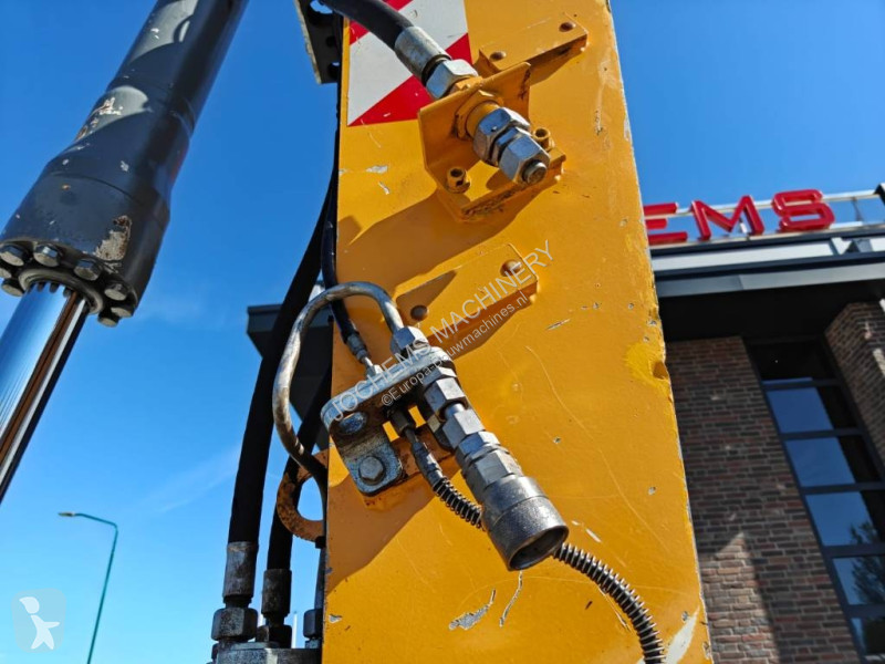 جرافة Liebherr A 916
