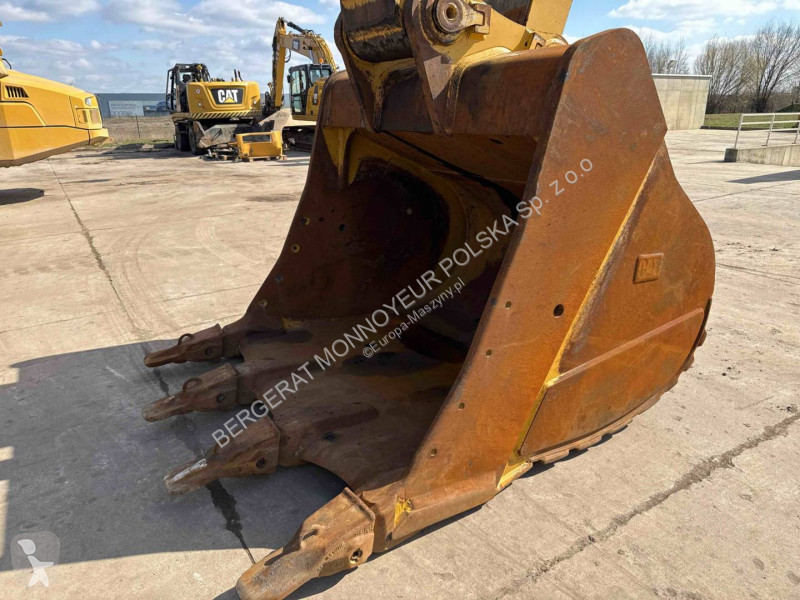 Graafmachine Caterpillar 374