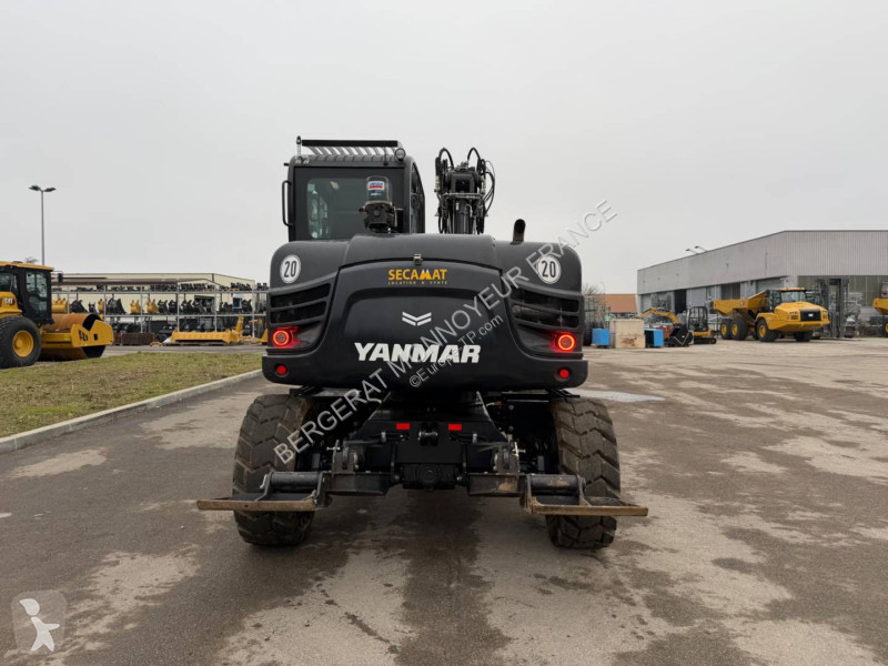 Экскаватор Yanmar B95W