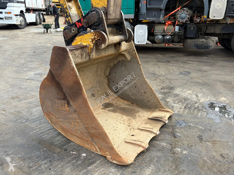 جرافة Caterpillar Track Excavator 22.9T Hammer...