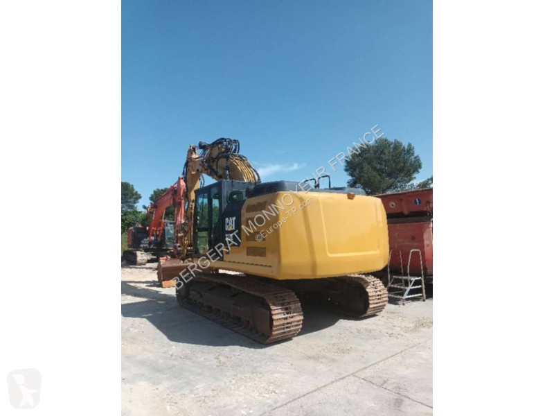 Rýpadlo Caterpillar 323E