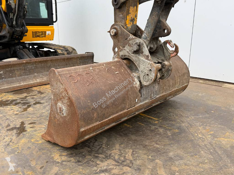 Skovl JCB - Hammer Lines / Quick Coupler