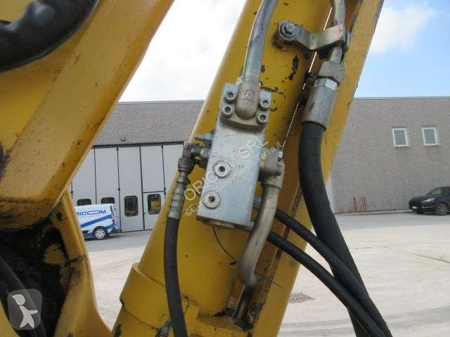 جرافة Komatsu R