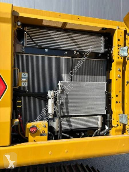 جرافة Caterpillar 330GC