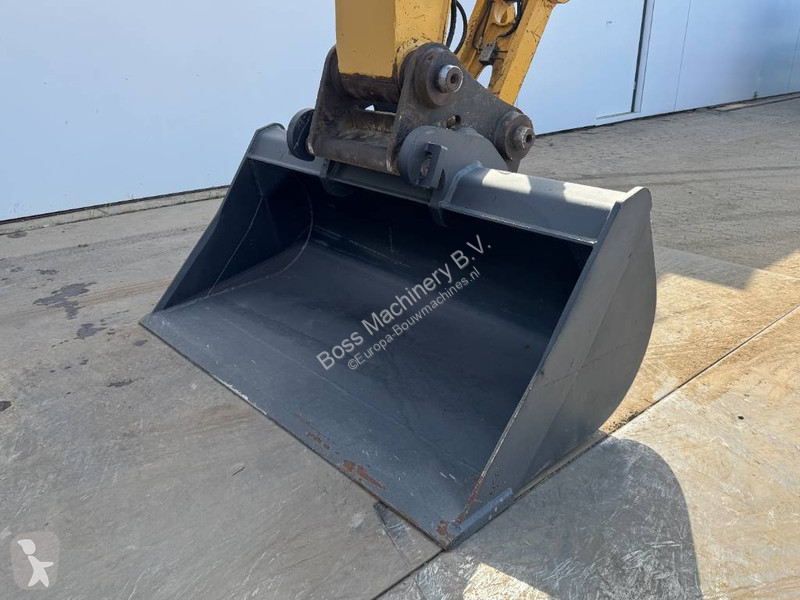 Rýpadlo Caterpillar FL - New Bucket / Hammer...