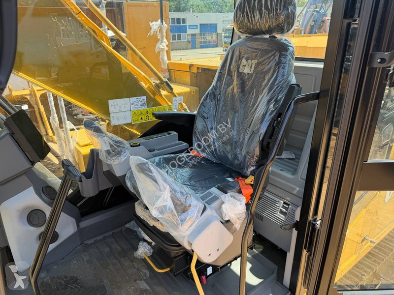 Rýpadlo Caterpillar 321 05A NEW UNUSED