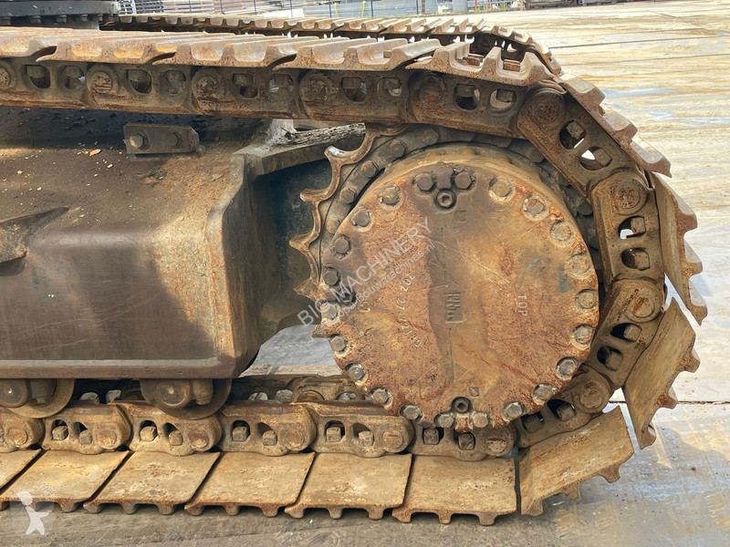 جرافة Komatsu
