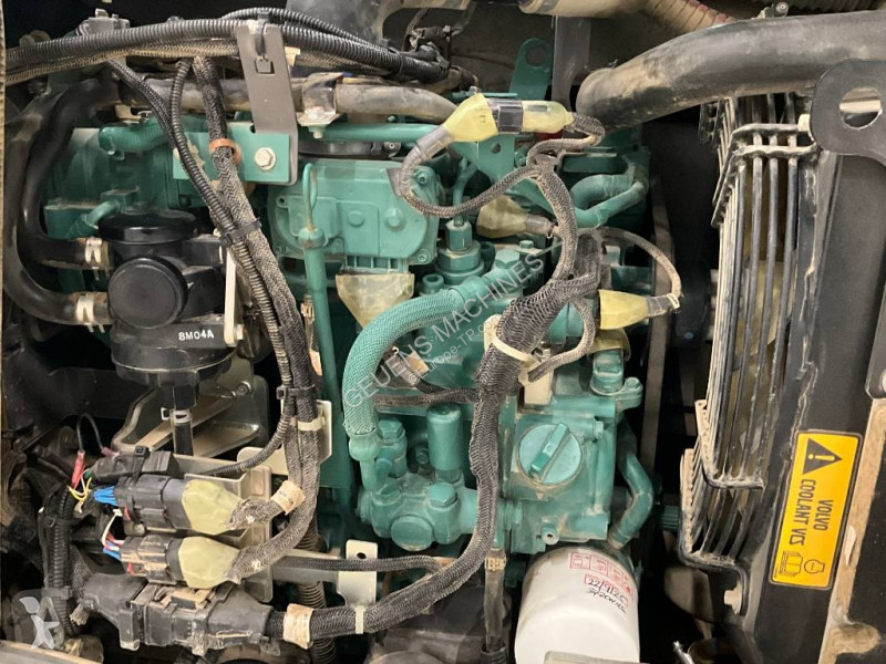 جرافة Volvo ECR F