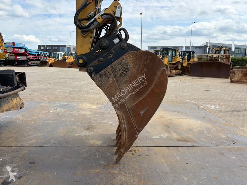 Skovl Caterpillar F Mobile excavator