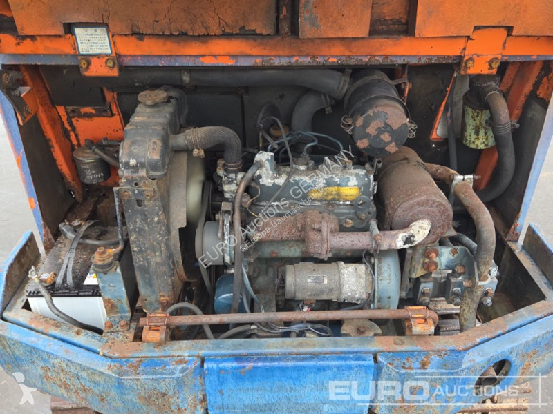 Lopatový nakládač Kubota KH50