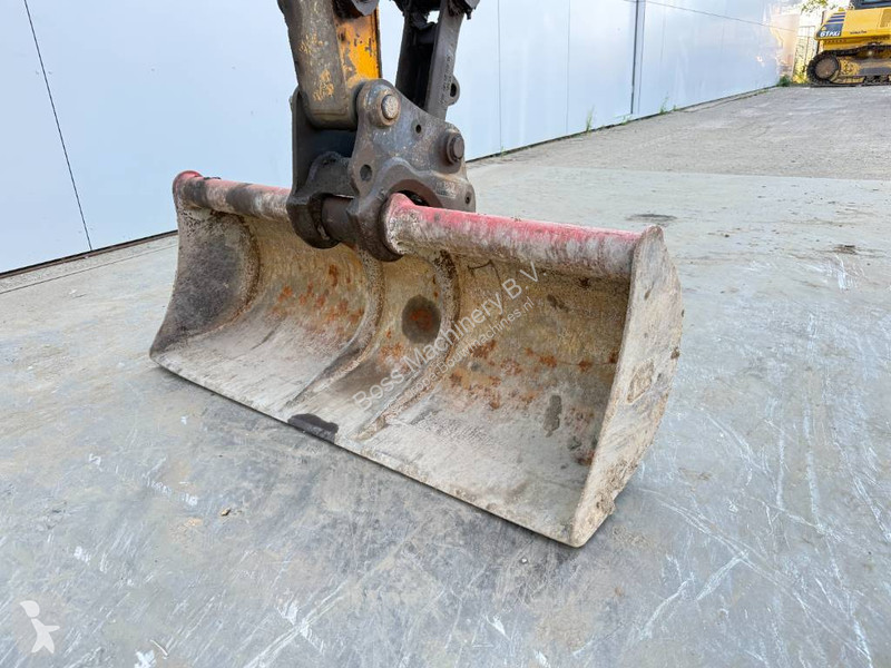 Skovl JCB Z1 - Blade / Hammer Lines
