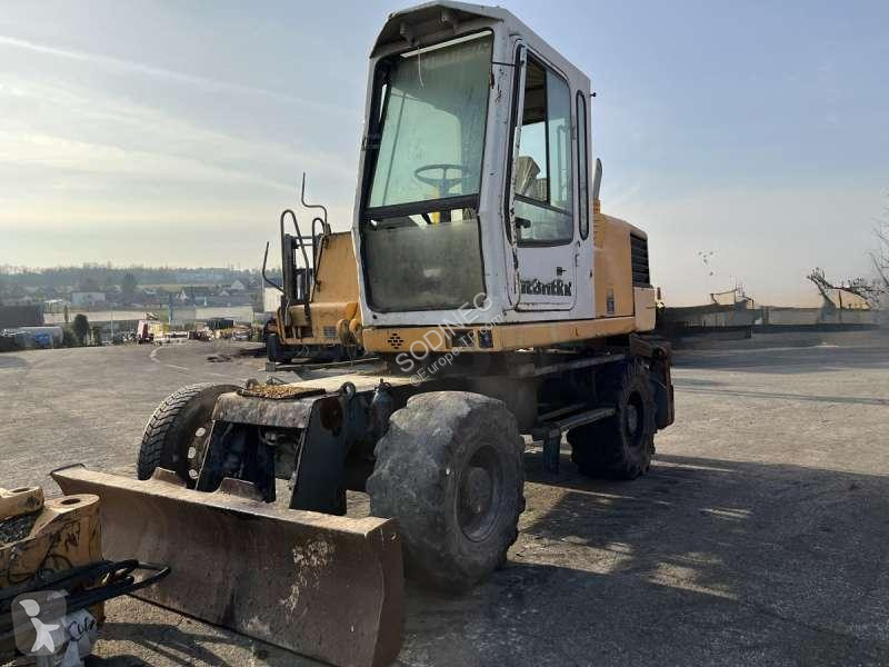 جرافة Liebherr - POUR PIECES