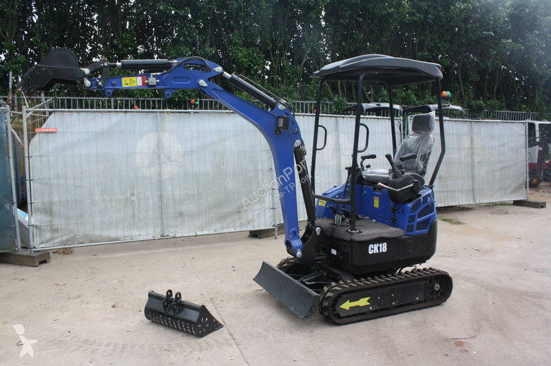 Rýpadlo Crawler CK 18