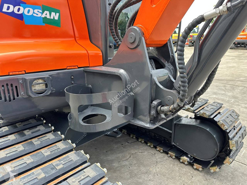 Rýpadlo Doosan 9C