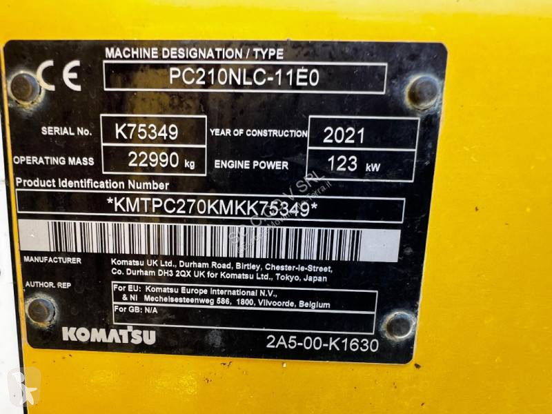 جرافة Komatsu PC210 NLC 11