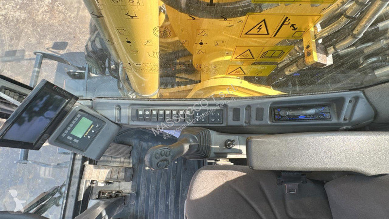 جرافة New Holland WE170C