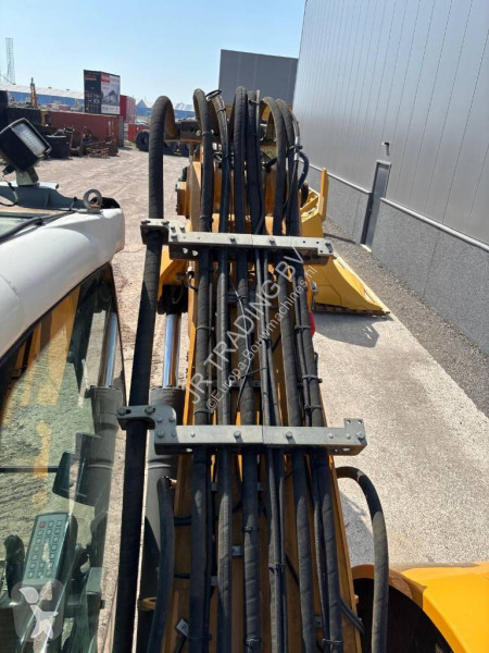 جرافة Liebherr Compact