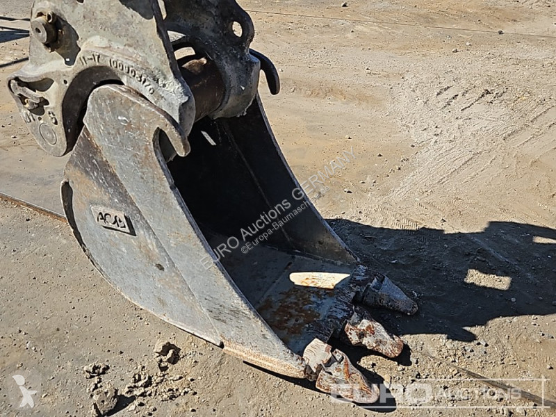 Экскаватор Volvo ECR25D