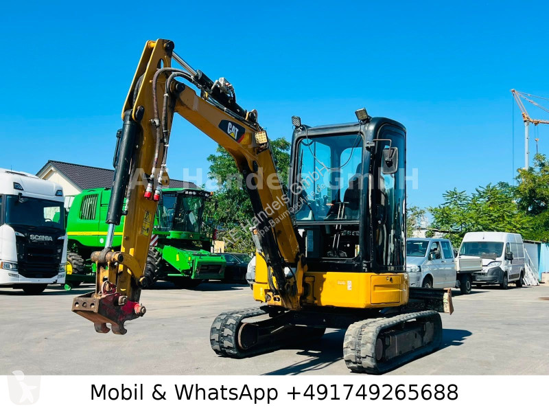 جرافة Caterpillar E...