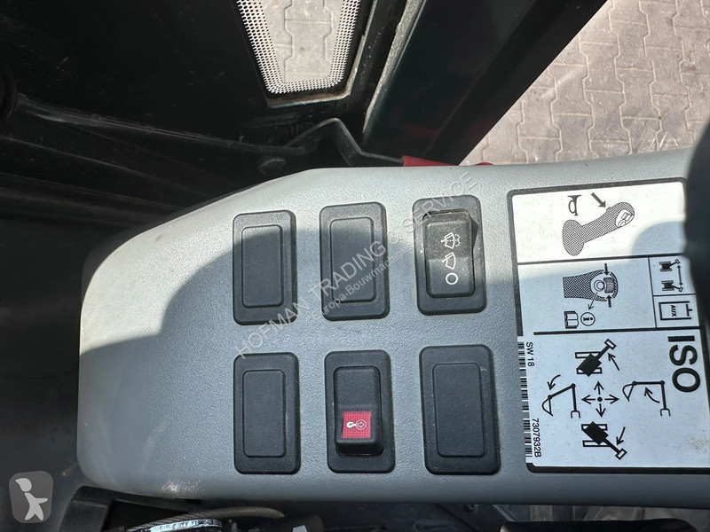 جرافة Bobcat E34