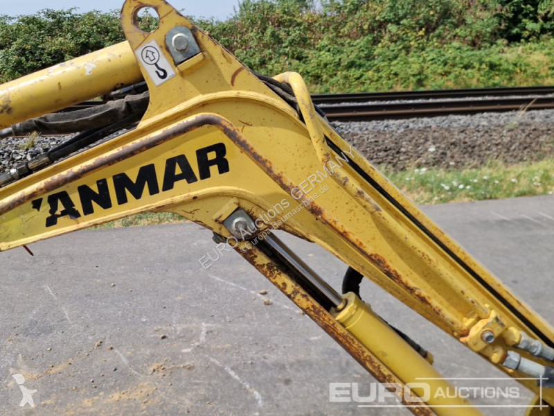 جرافة Yanmar SV08-1A(S)