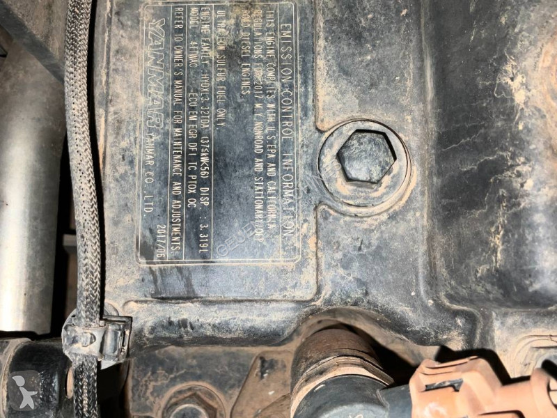 Lopatový nakládač Takeuchi 280