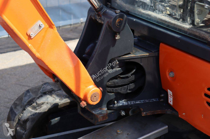 Rýpadlo Hitachi ZX19-6 CR