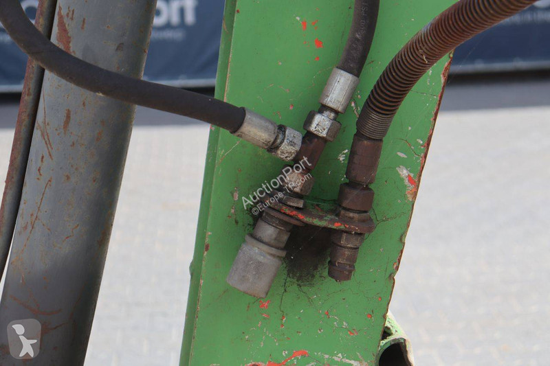 جرافة Neuson 3800 WD