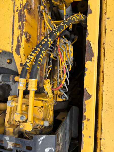 Rýpadlo Komatsu PC240 LC6K - 24.5T - Rock...