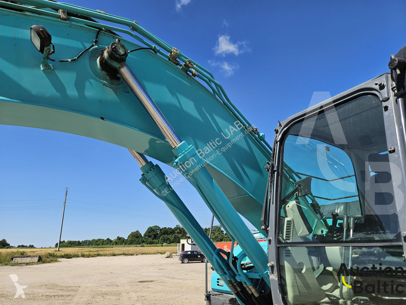 جرافة Kobelco LC10