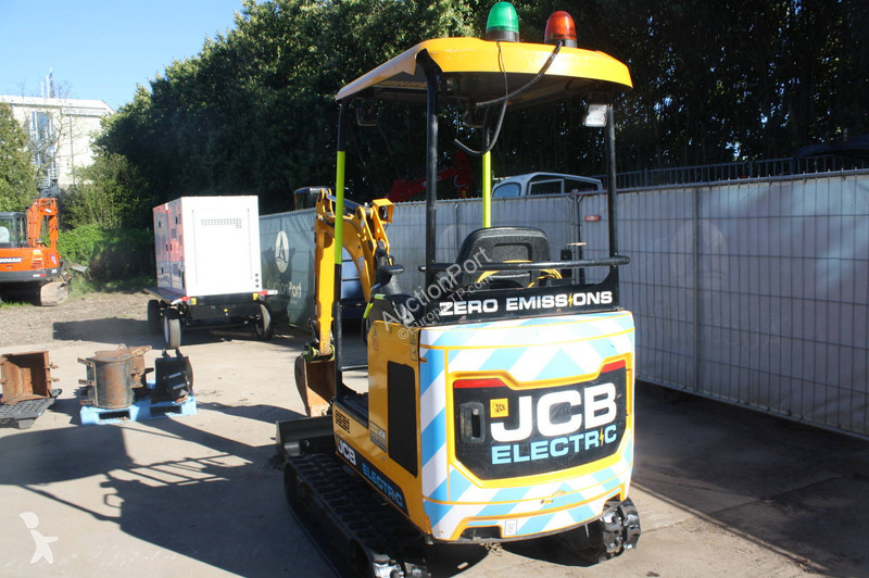 جرافة JCB 19C-1 E