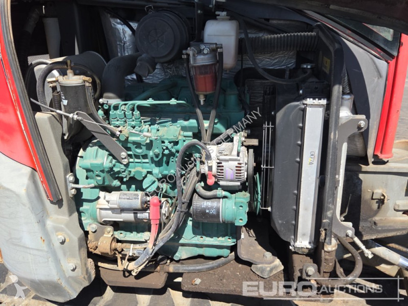 جرافة Volvo ECR50D