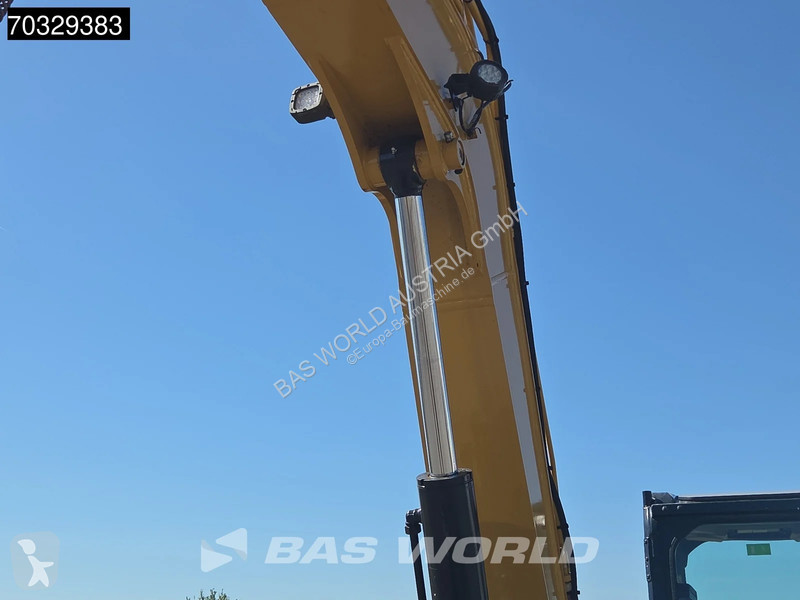 Lopatový nakládač Caterpillar CR