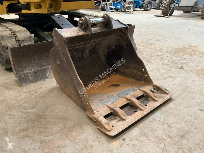 جرافة Caterpillar CR