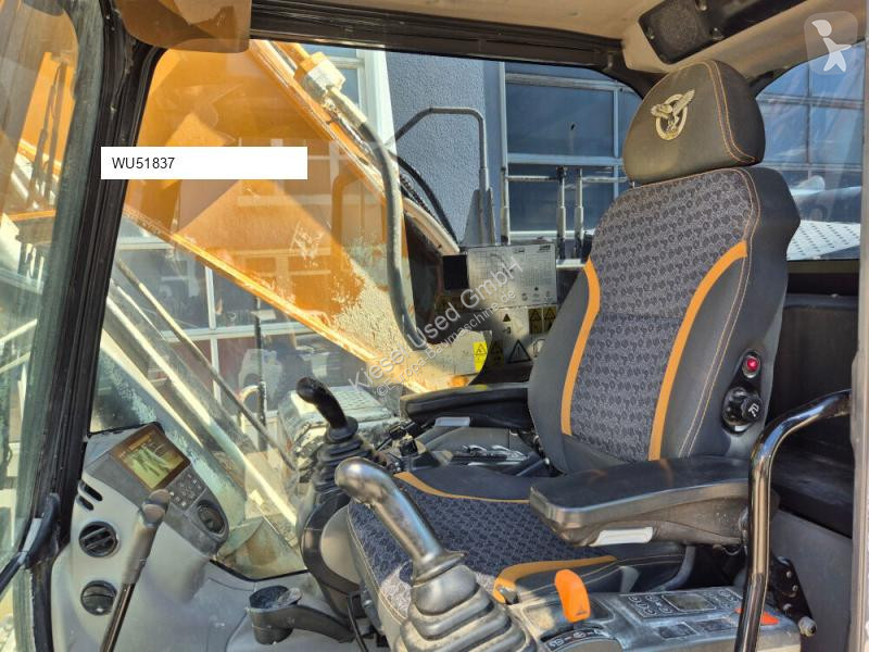 جرافة Case CX300D