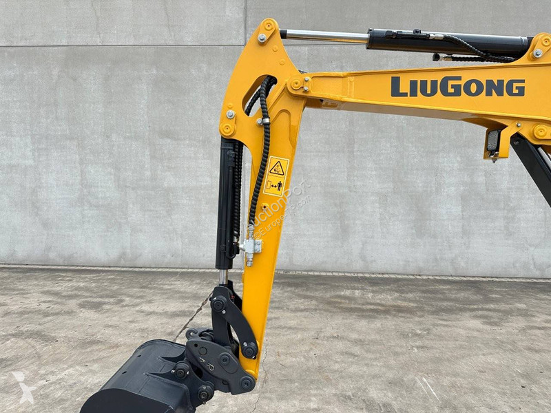 جرافة LiuGong 9027 FZTS