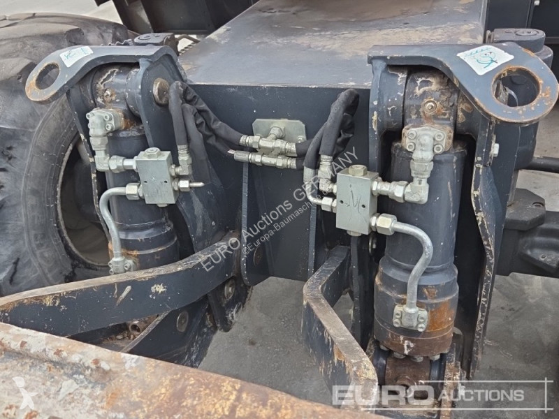 Excavadora Komatsu MR