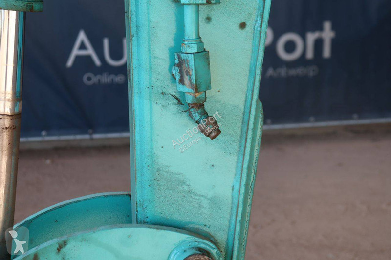 Excavator Kobelco C