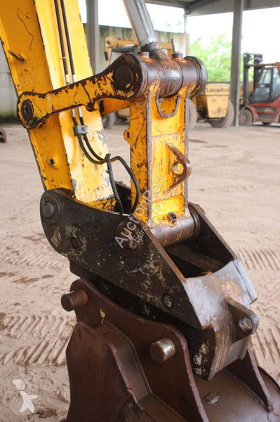 Excavator JCB