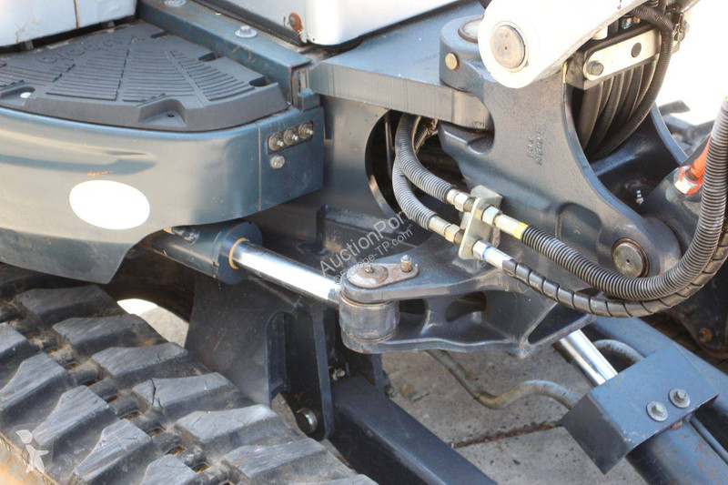 Excavadora Kubota α2