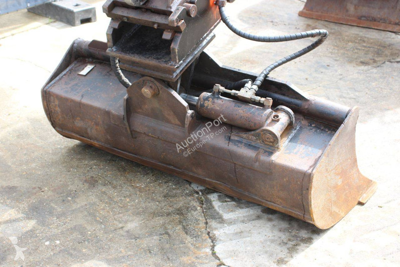 Excavadora Hitachi