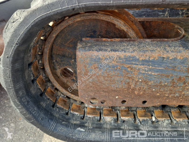 Багер Kubota U274