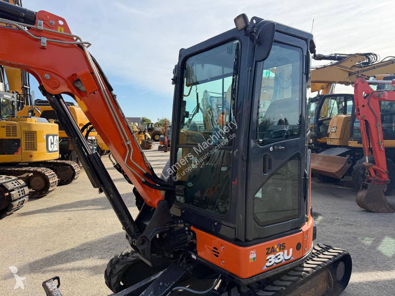 Excavadora Hitachi ZX33U-6 .
