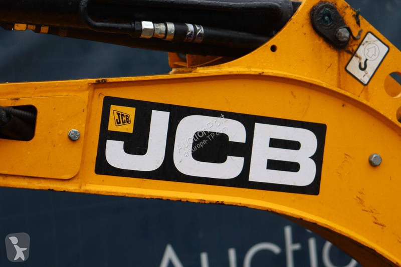 Excavadora JCB 16C-1 T3