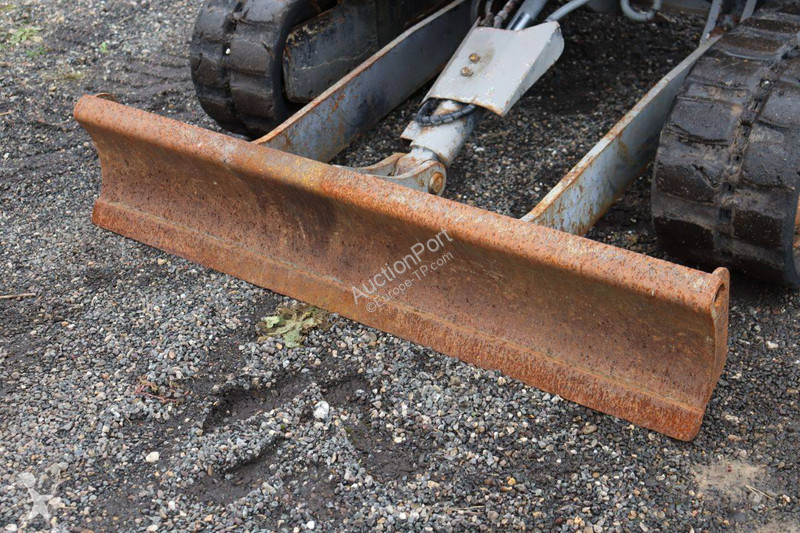 جرافة Yanmar Vi020-4