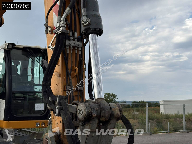 Багер Liebherr A920