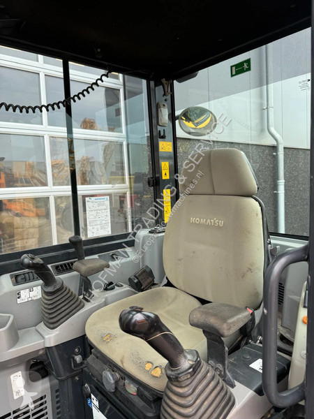Багер Komatsu PC55MR-5