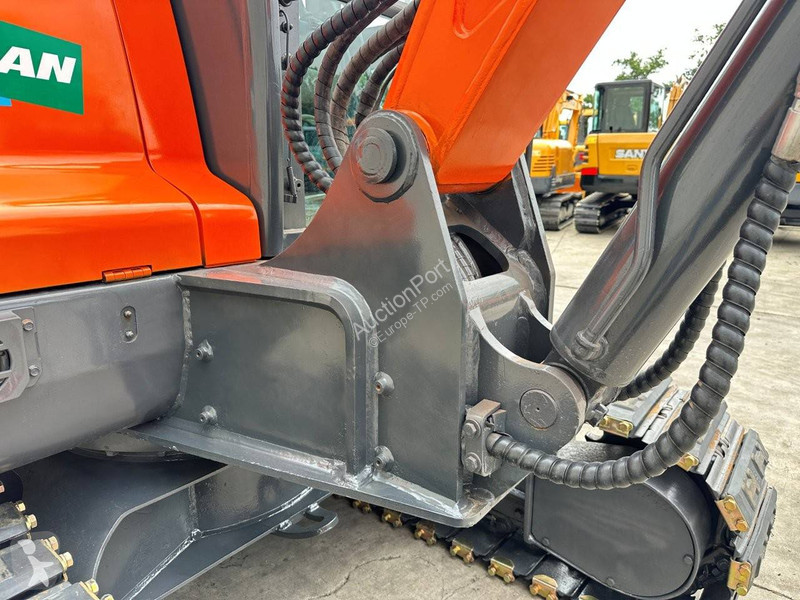Excavadora Doosan 9C