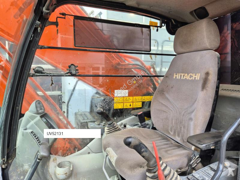 Екскаватор Hitachi 6