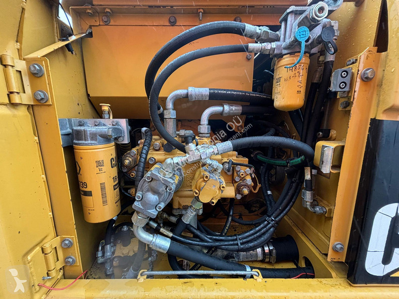 Екскаватор Caterpillar C AC